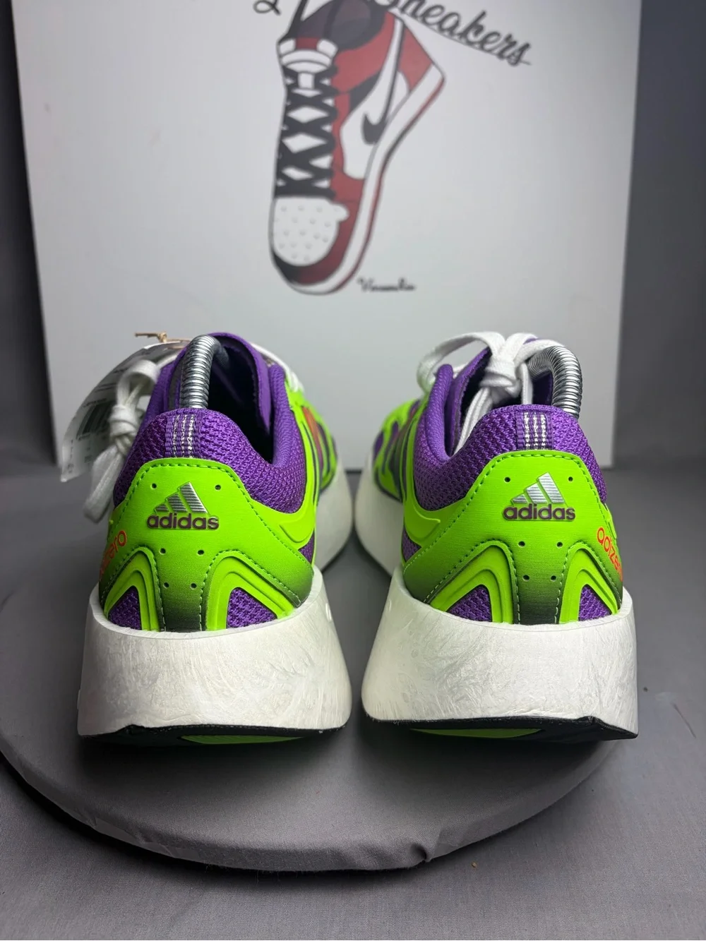 Adidas ADIZERO ARUKU Woman Sz 8.5